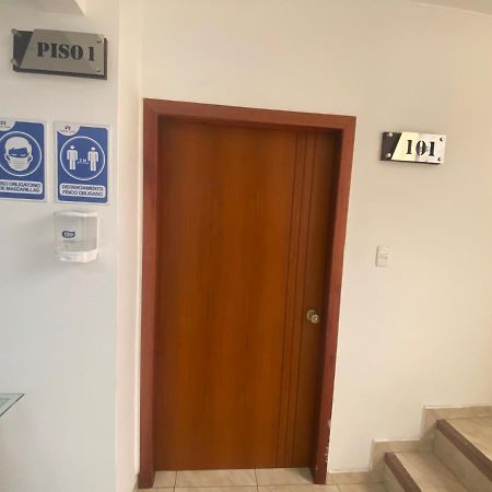 Torre Alba Aparthotel Санто Доминго де лос Колорадос Екстериор снимка