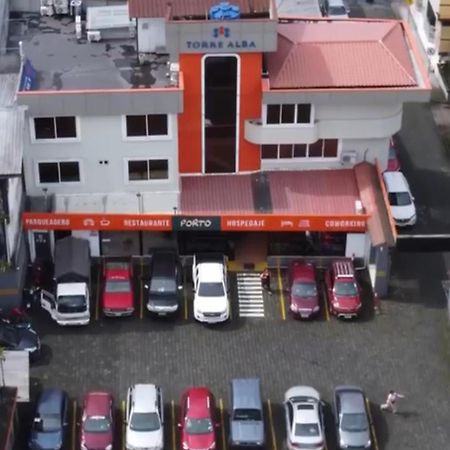 Torre Alba Aparthotel Санто Доминго де лос Колорадос Екстериор снимка