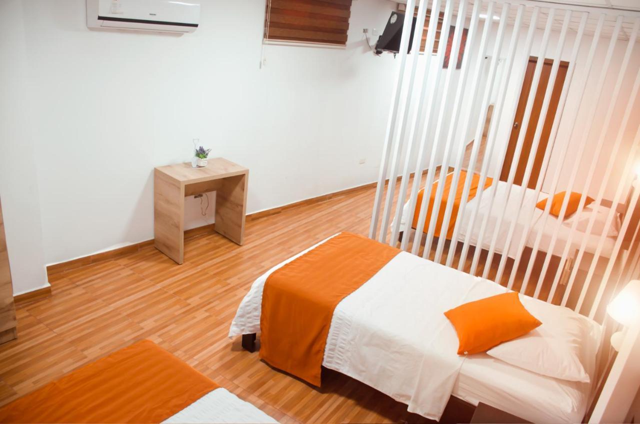 Torre Alba Aparthotel Санто Доминго де лос Колорадос Екстериор снимка
